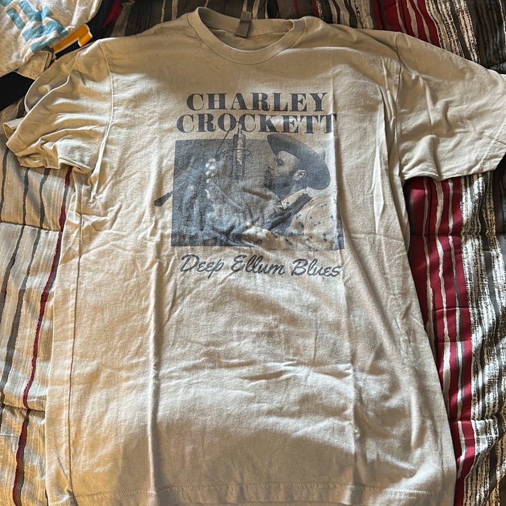 Charley Crockett Next Level Men’s tshirt size L